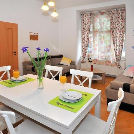 פראג Condo In Vinohrady מראה חיצוני תמונה